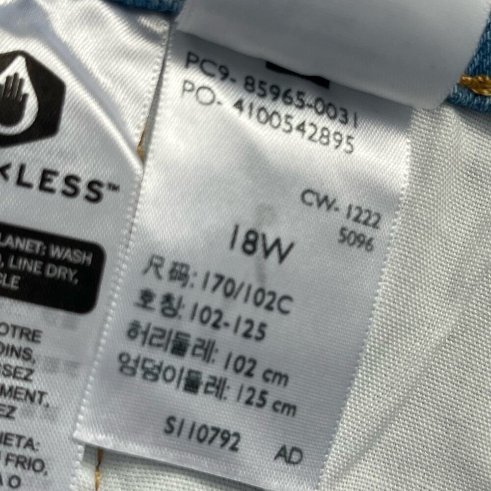 Levi's 501 high rise mid thigh Denim cut off Shorts 18W NWT - Picture 11 of 13